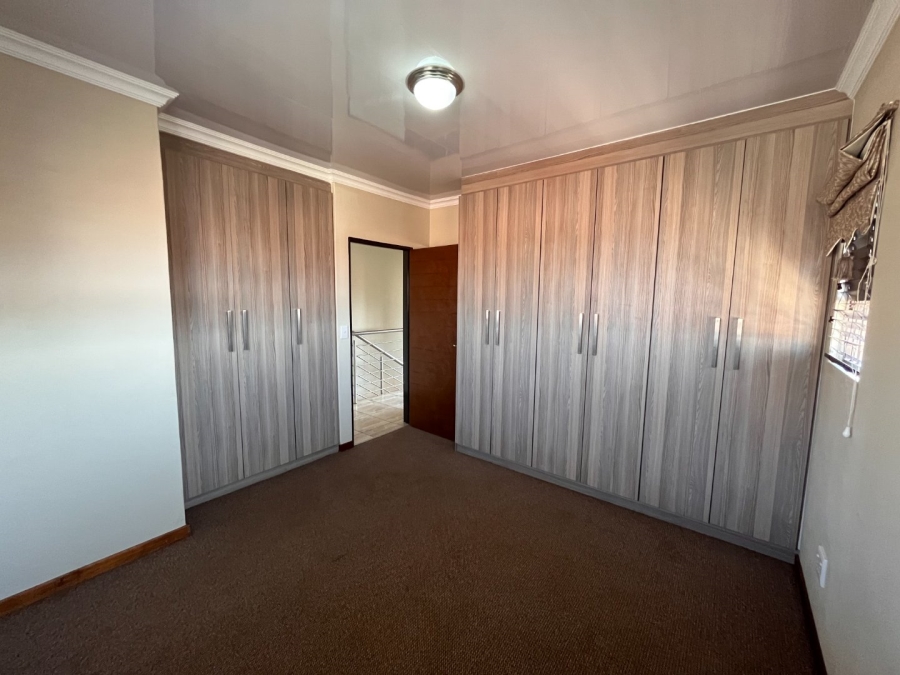 3 Bedroom Property for Sale in Baillie Park North West